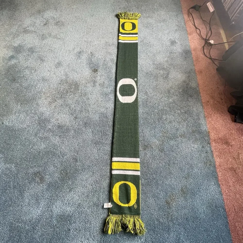 Oregon Ducks NCAA FOCO 64” Heavyweight Woven Stripe Scarf Team Green Yellow
